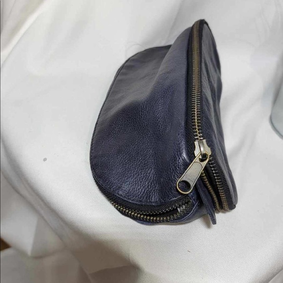 FREE PEOPLE × Shoreditch Pouch - Picture 4 of 5